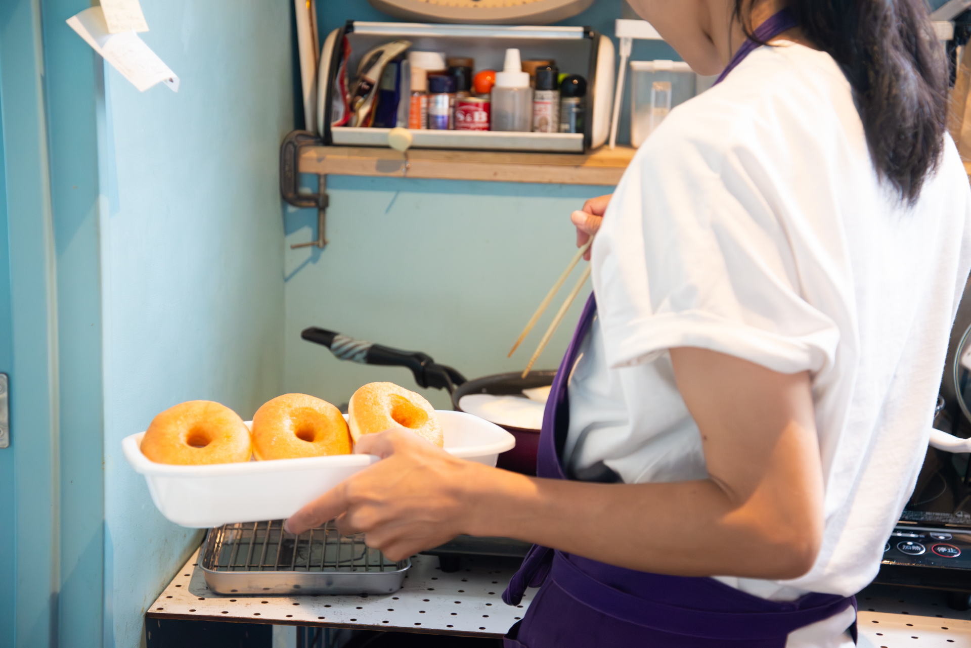 那珂川の駅ビルで食べる手作りドーナツ